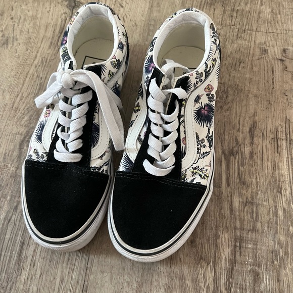 Vans women’s size 5 kids size 3.5 worn once succulent type leaf print - Picture 3 of 4
